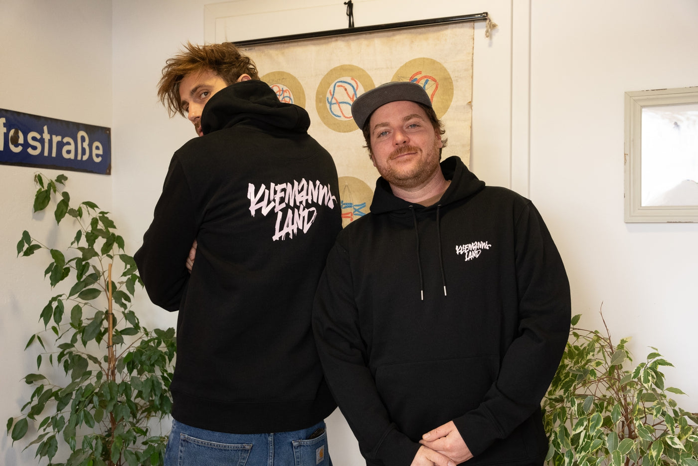 Kliemannsland official hoodie schwarz