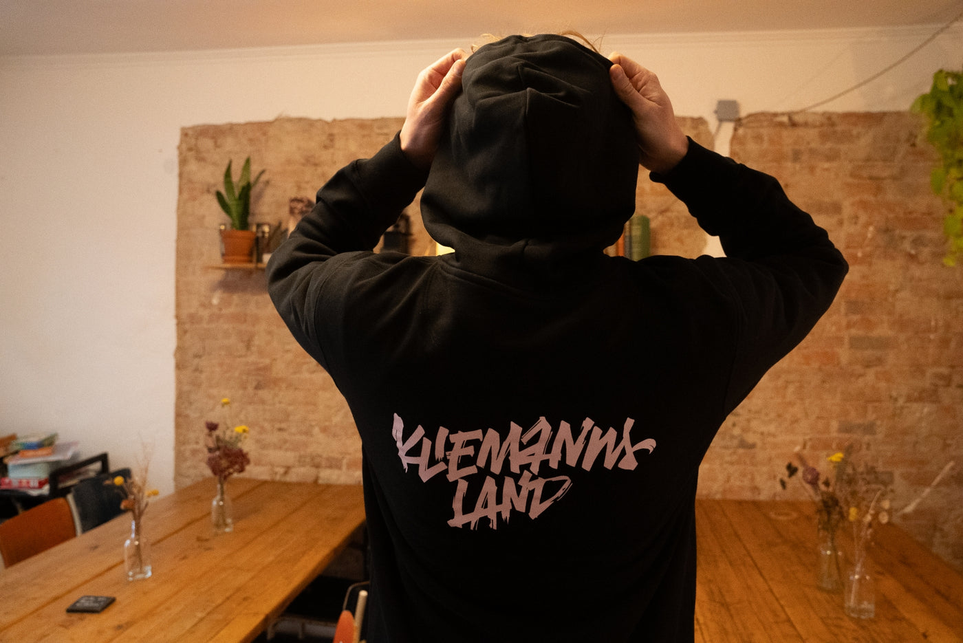 Kliemannsland official hoodie schwarz